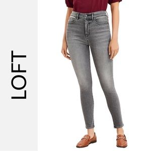 LOFT Cury Sculpt Jegging High Rise Gray Wash Skinny Jeans (size 32/14)